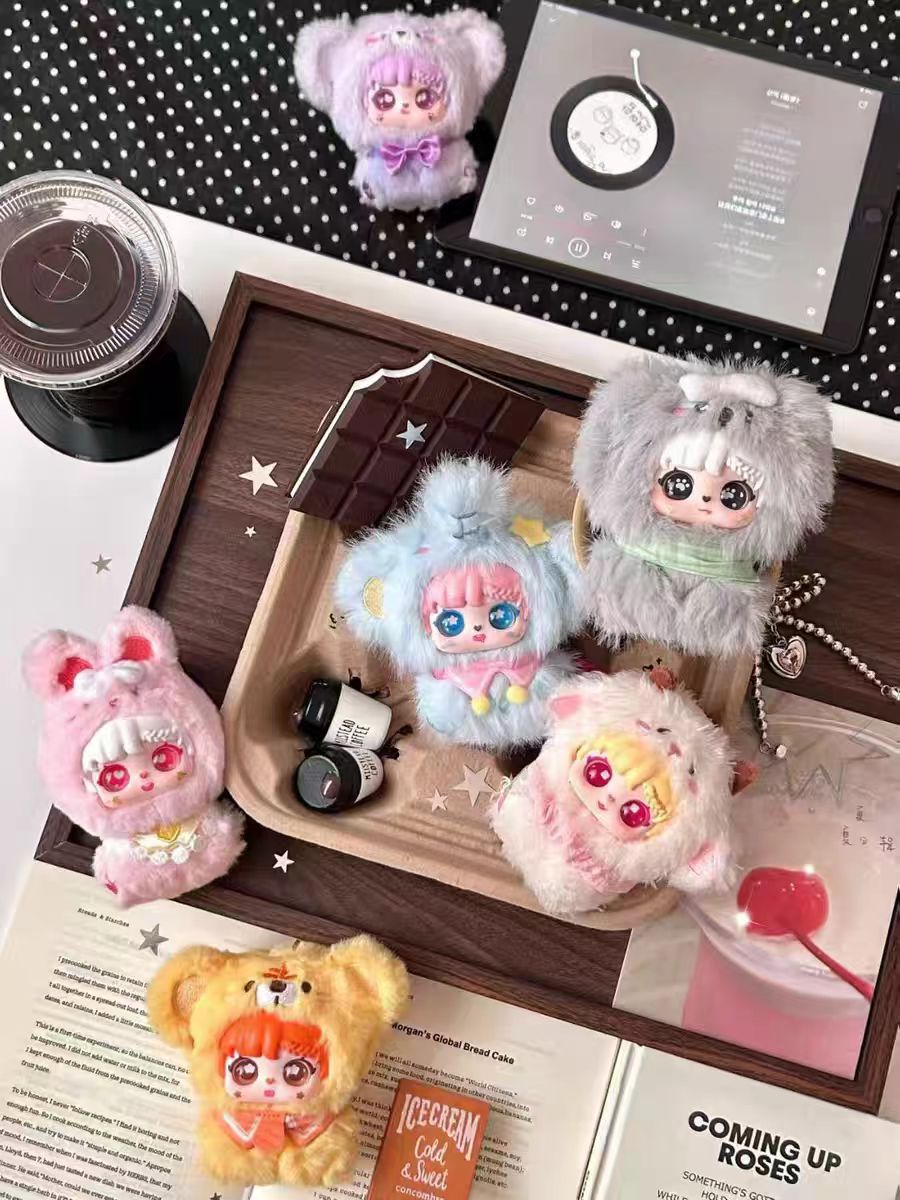 “ 2 - Sanmi Rabbit's Little Treasure Hand in Hand