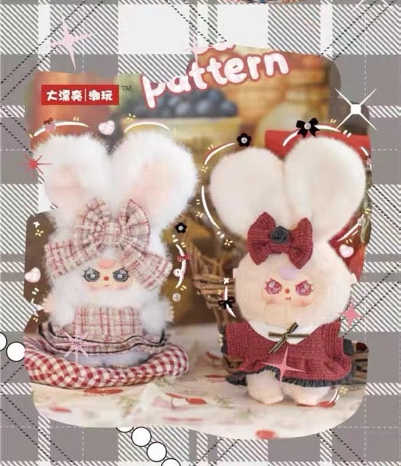 " 1 - Baby Three - Bolte Mystere Peluche La Garde - Robe d'Ollie