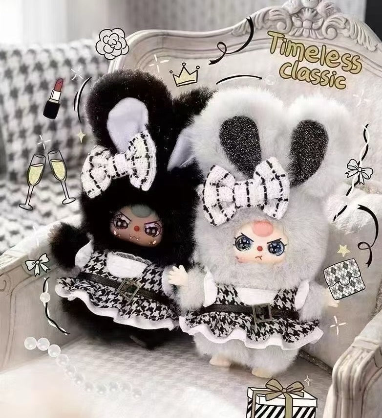 " 0 - a Baby Three - Absolute Black & White Plush