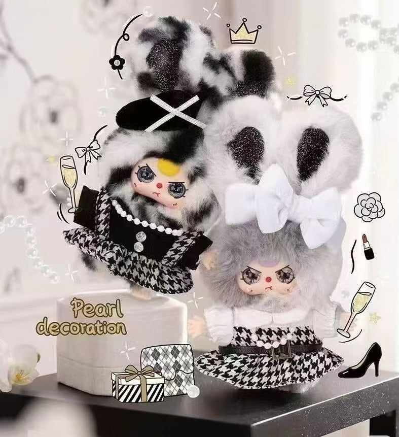 " 0 - a Baby Three - Absolute Black & White Plush