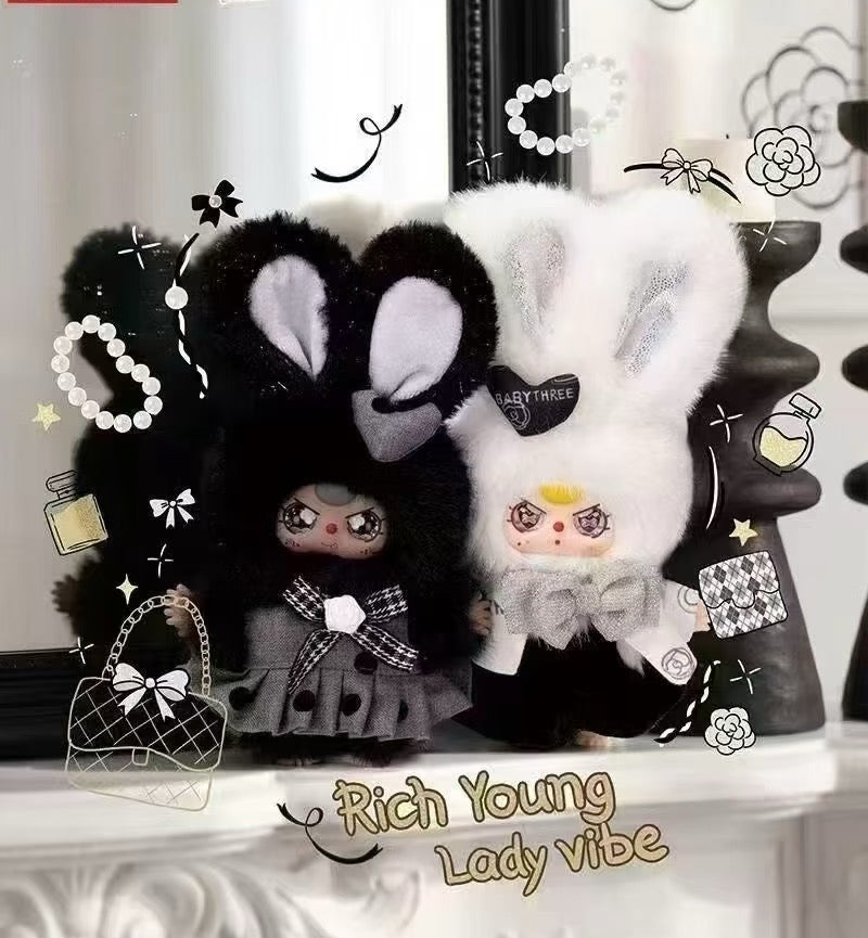 " 0 - a Baby Three - Absolute Black & White Plush