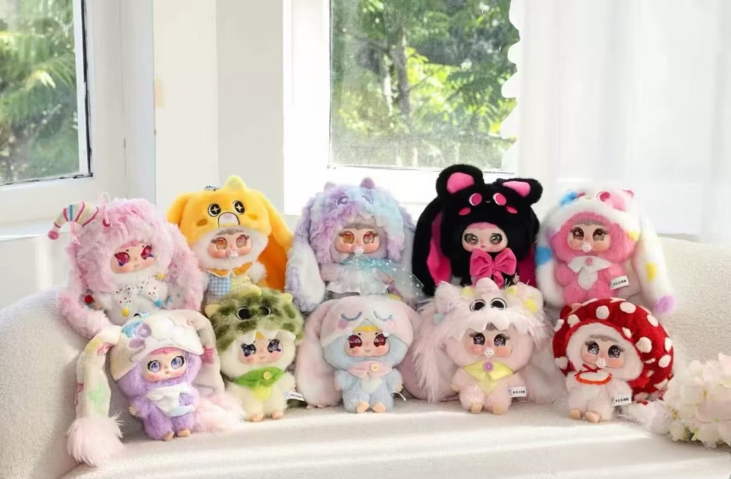 " 1 - a  Jiimo - "Gulu Gulu Little Monsters"